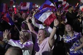 France elections: Far right seeks to ride momentum of 1st round success