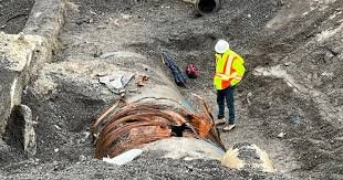 Cause of major water main break remains unclear, Montreal mayor says