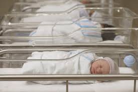 Quebec reports record low fertility and near-record rate of immigration in 2024