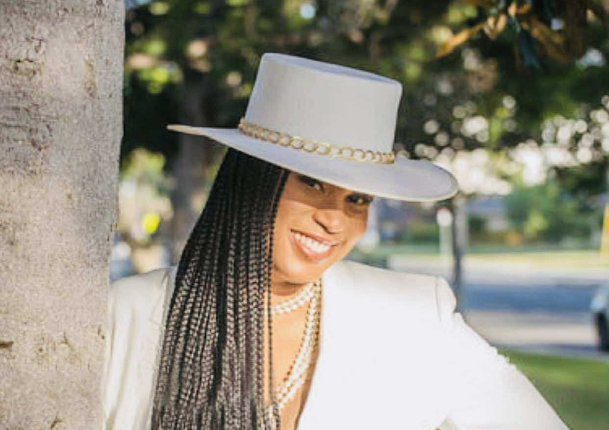 Dr. Shawnda Stewart’s Journey to Becoming a World-Renowned Speaker