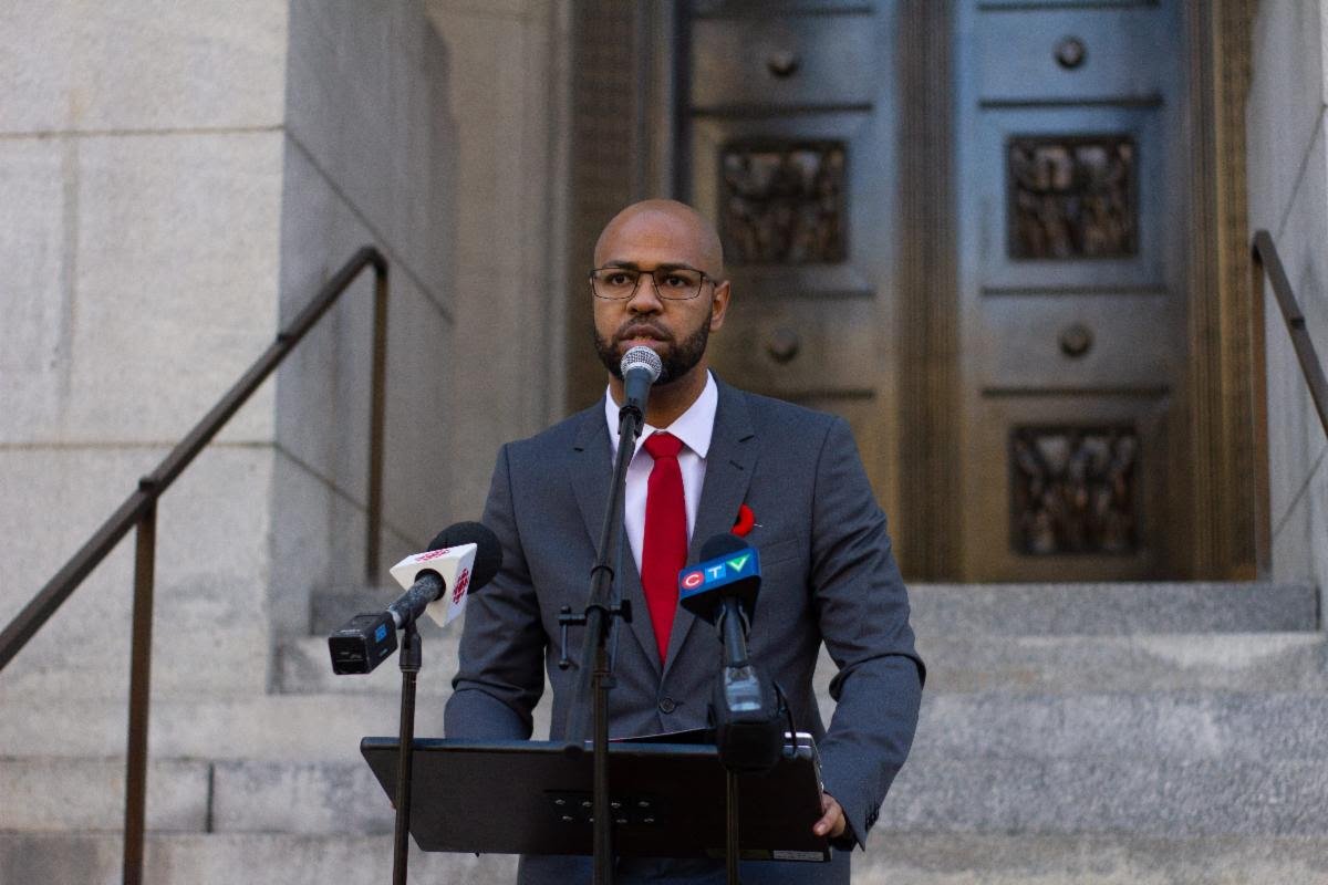 Quebec passed Bill 94, a law that bans women who wear face coverings from going to school.NCCM